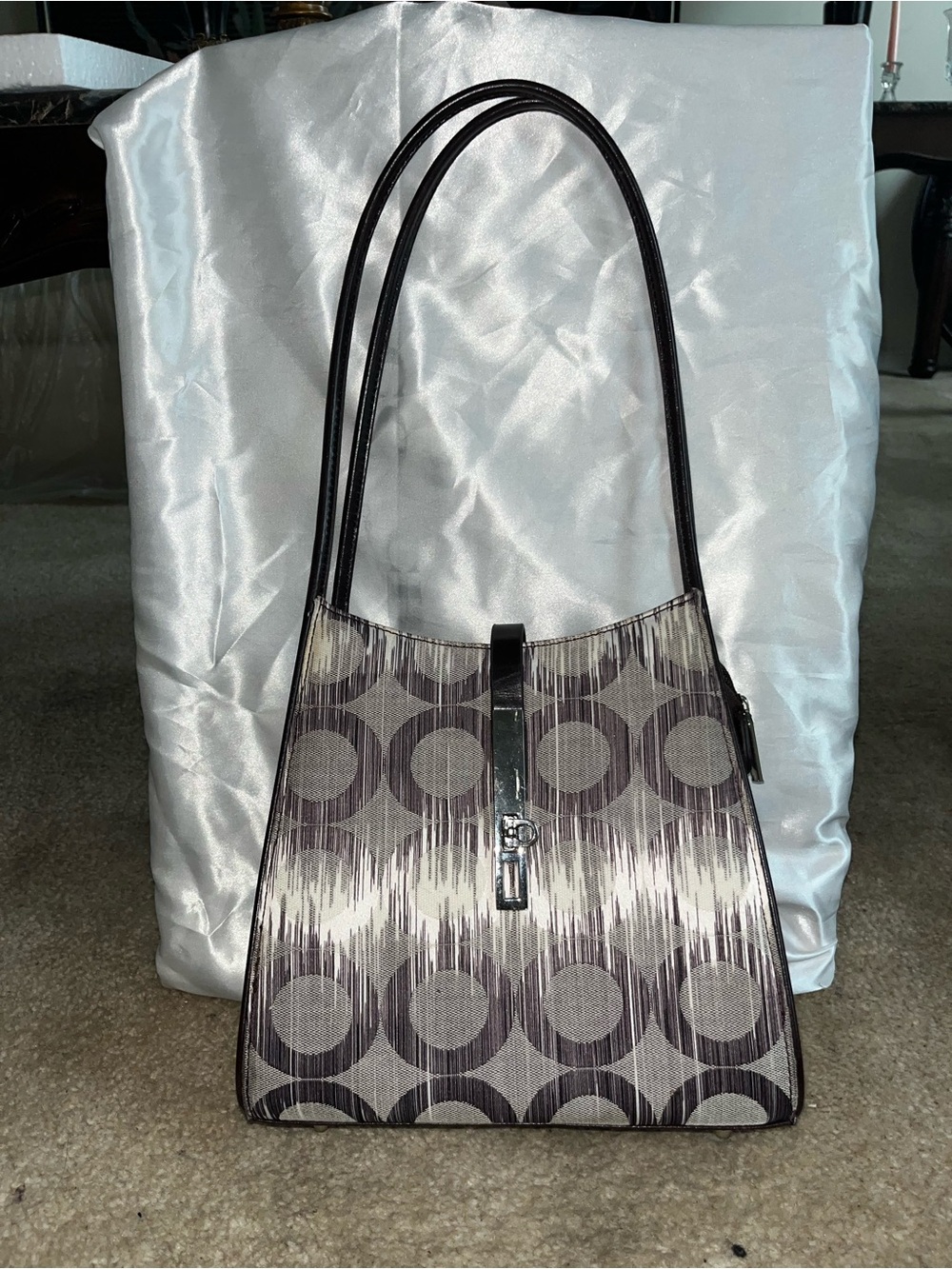 Stylish Patterned Shoulder Bag in Taupe and Dark Brown
